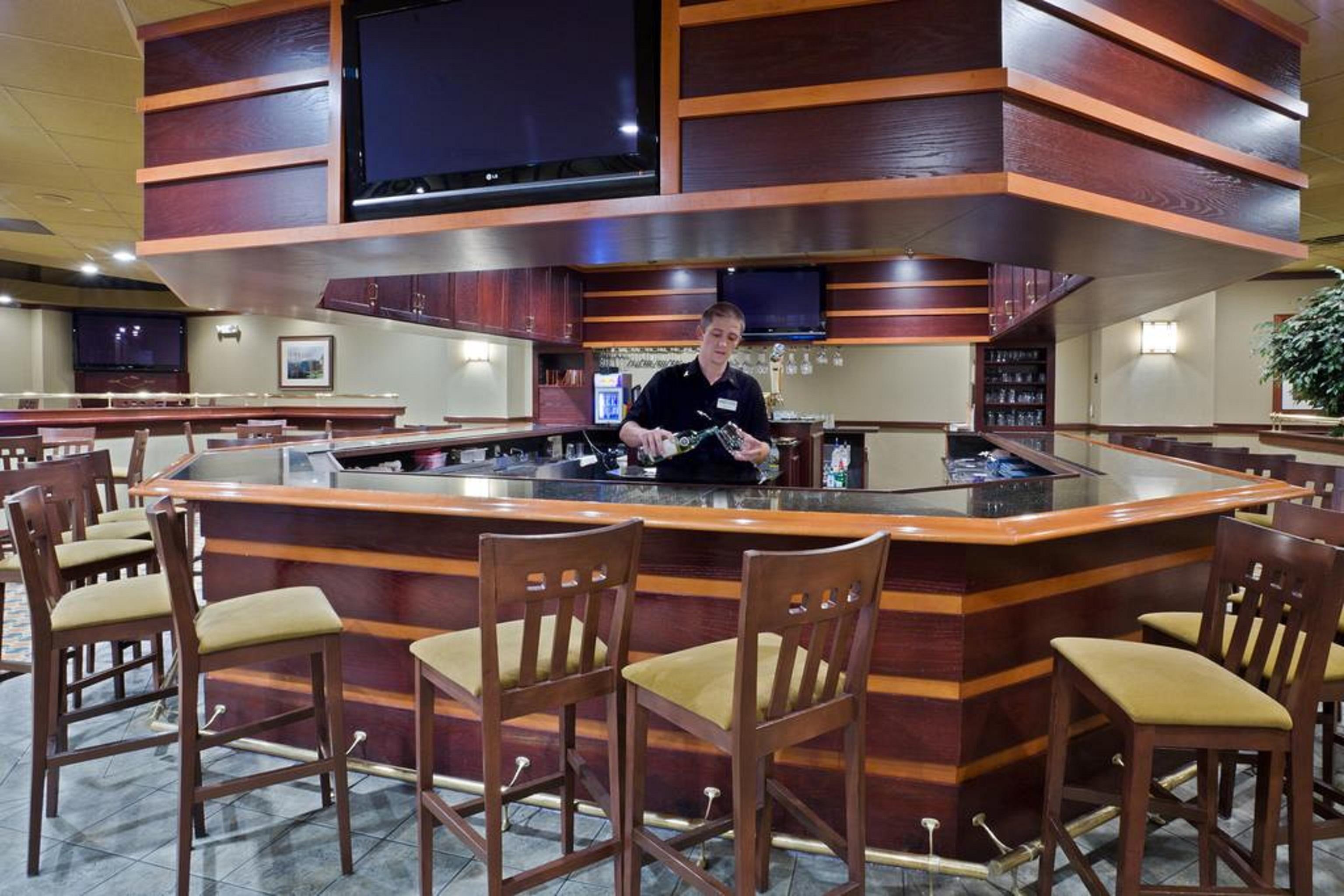 Doubletree By Hilton Lansing Ξενοδοχείο Εξωτερικό φωτογραφία