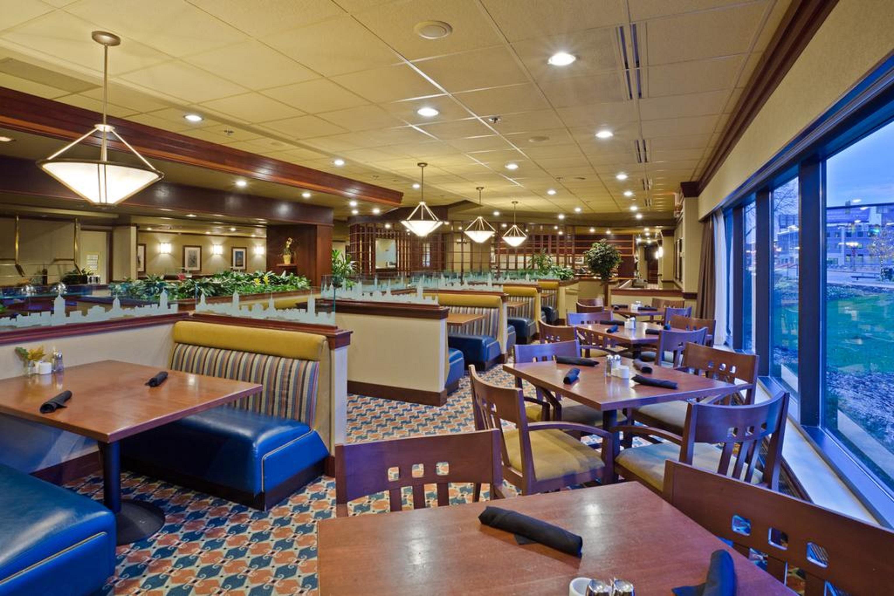 Doubletree By Hilton Lansing Ξενοδοχείο Εξωτερικό φωτογραφία