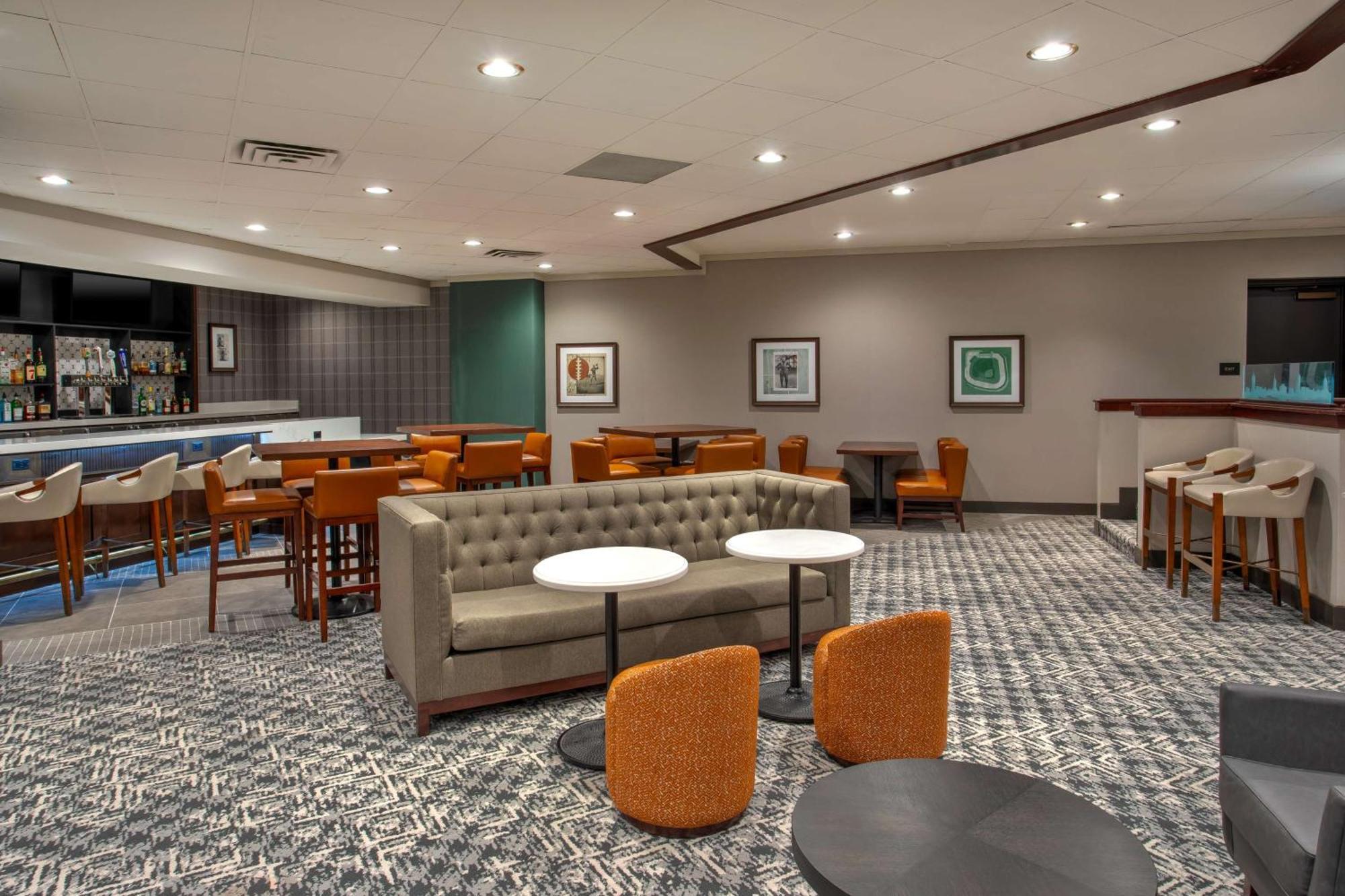 Doubletree By Hilton Lansing Ξενοδοχείο Εξωτερικό φωτογραφία