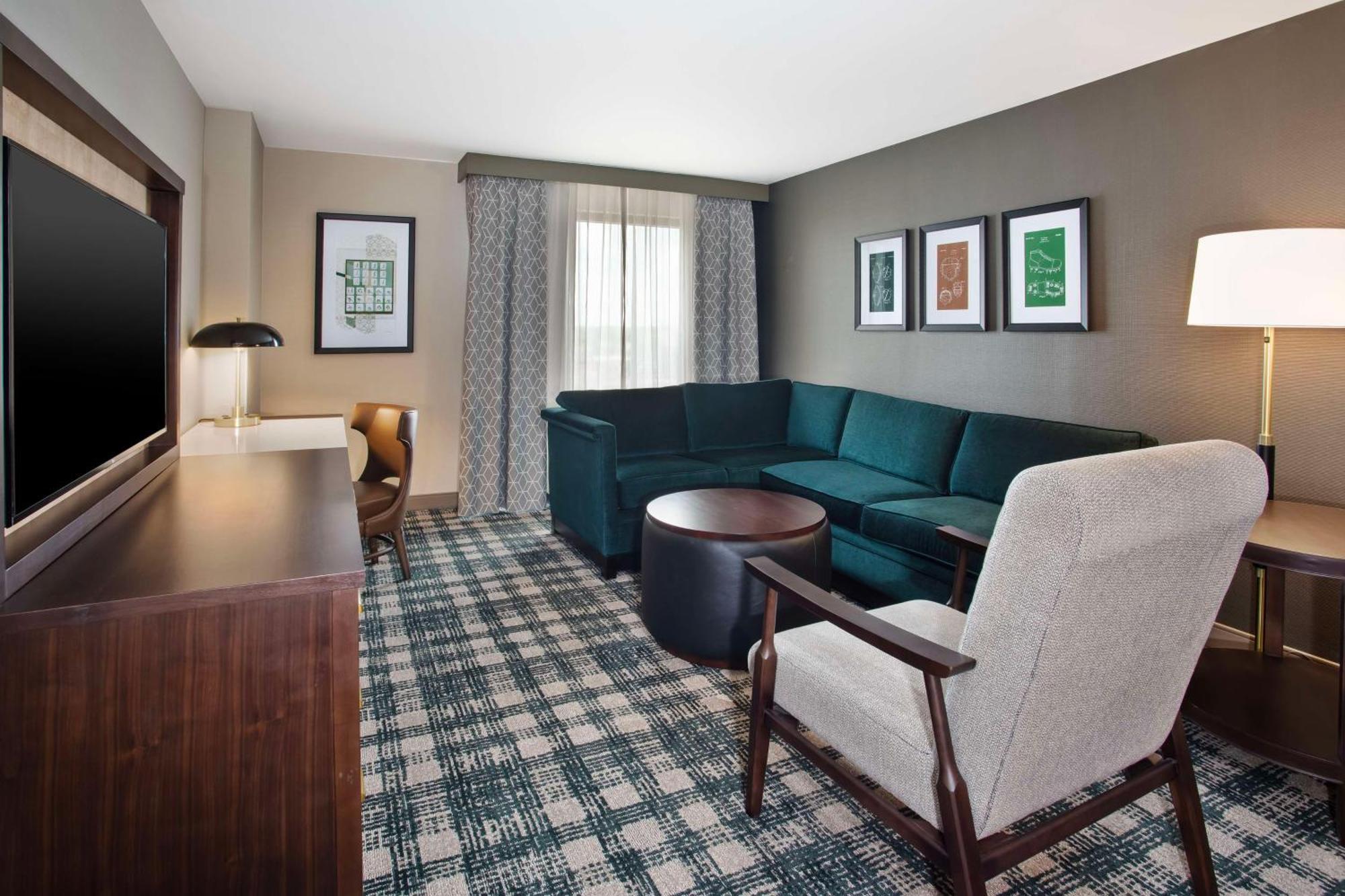 Doubletree By Hilton Lansing Ξενοδοχείο Εξωτερικό φωτογραφία