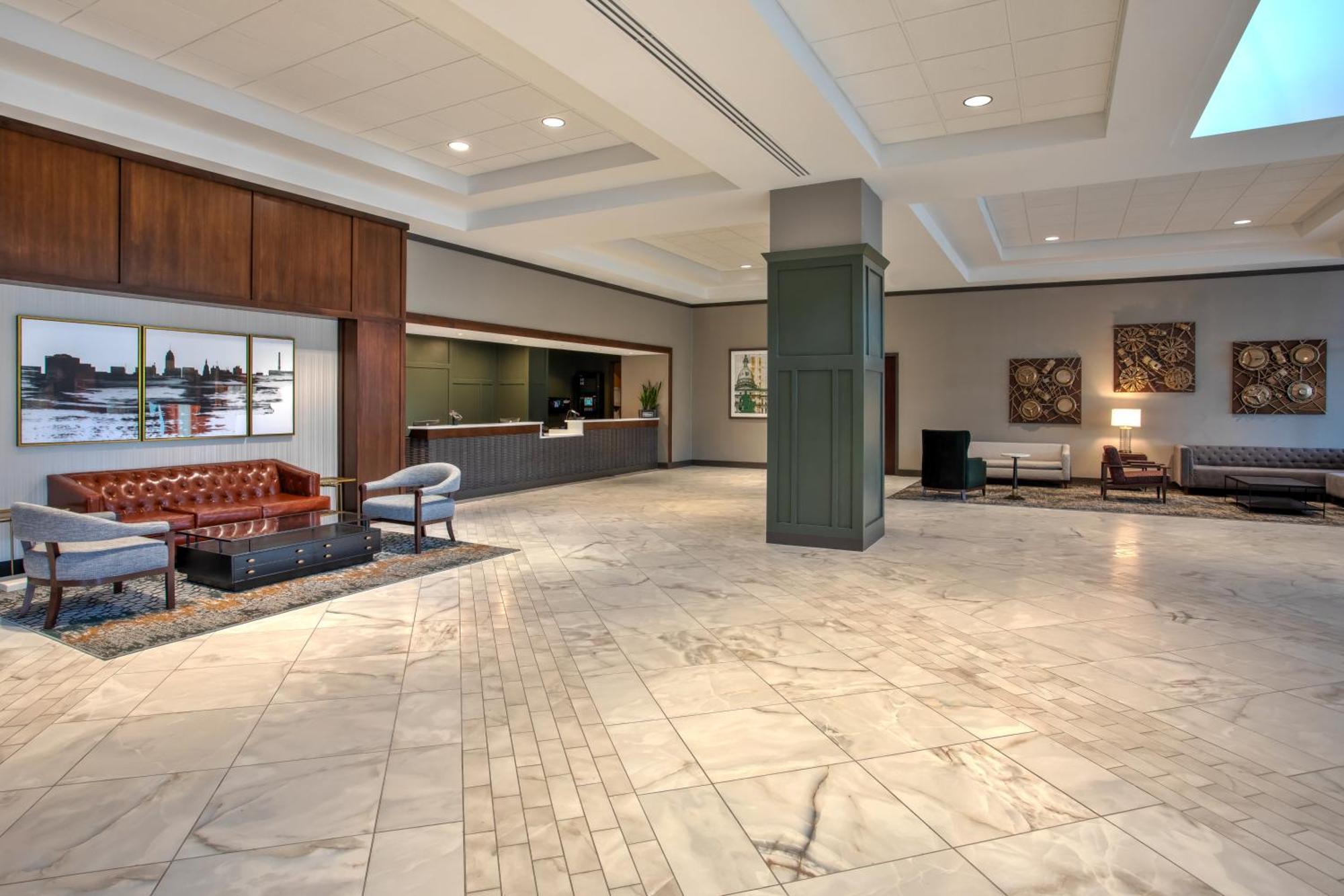 Doubletree By Hilton Lansing Ξενοδοχείο Εξωτερικό φωτογραφία