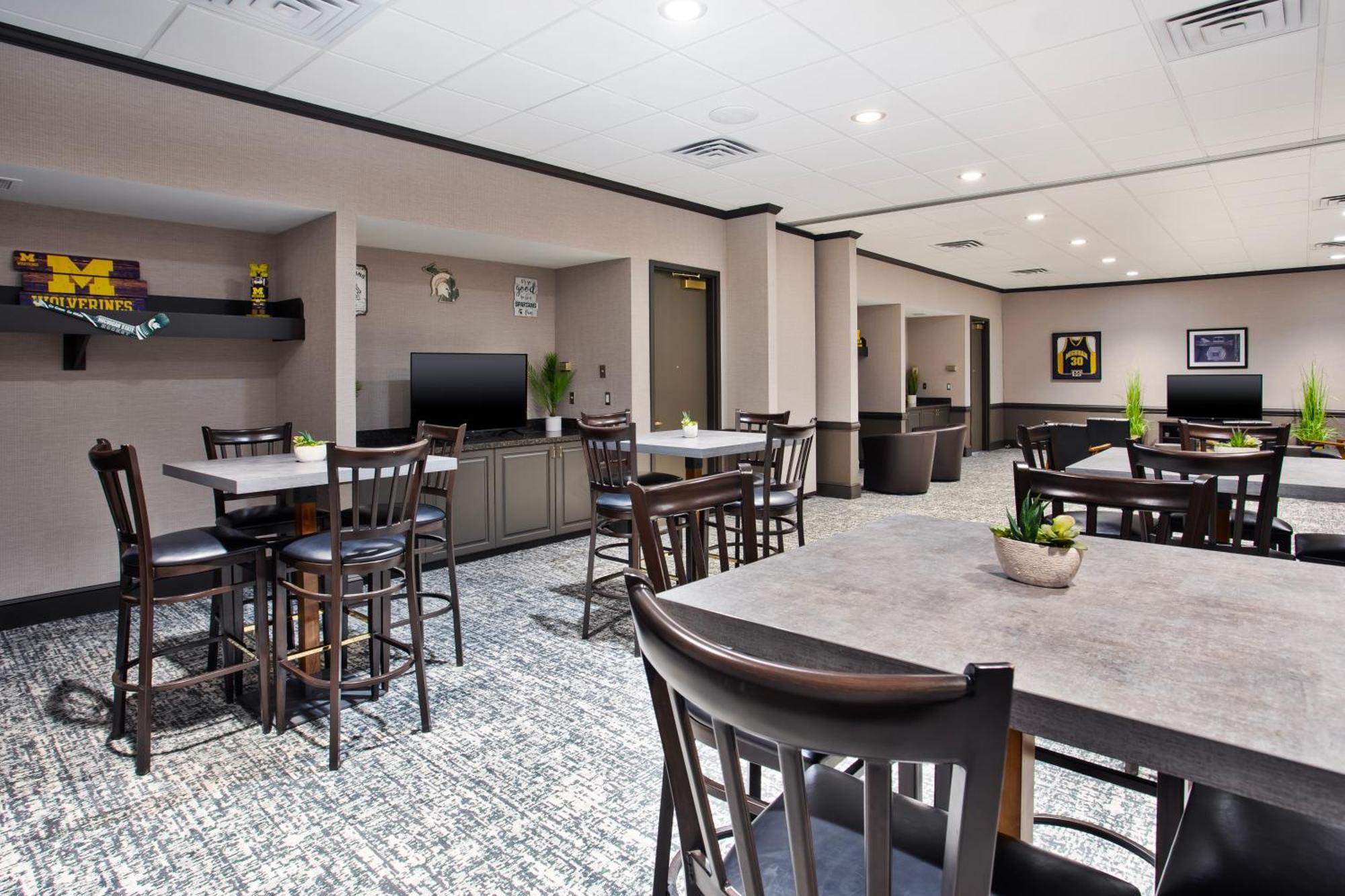Doubletree By Hilton Lansing Ξενοδοχείο Εξωτερικό φωτογραφία