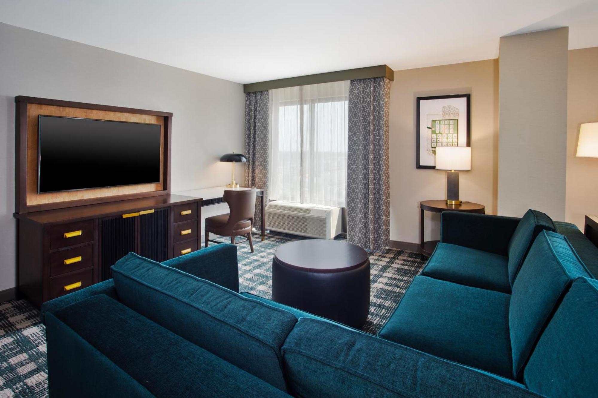 Doubletree By Hilton Lansing Ξενοδοχείο Εξωτερικό φωτογραφία
