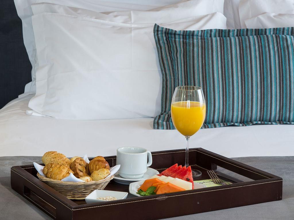 Doubletree By Hilton Lansing Ξενοδοχείο Δωμάτιο φωτογραφία