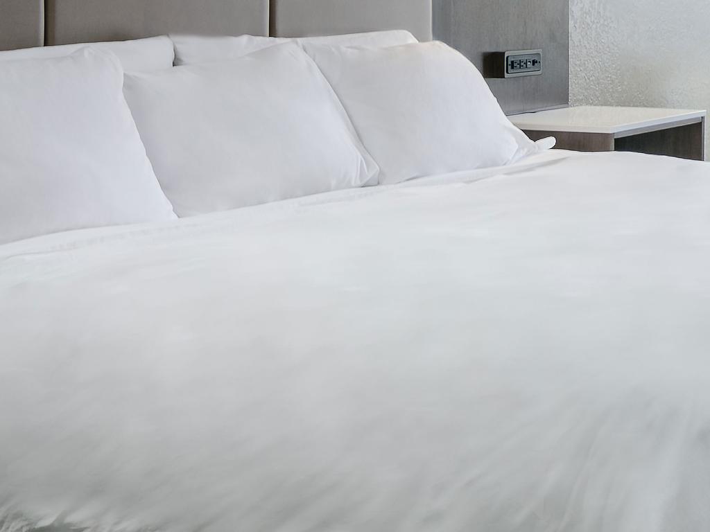 Doubletree By Hilton Lansing Ξενοδοχείο Δωμάτιο φωτογραφία
